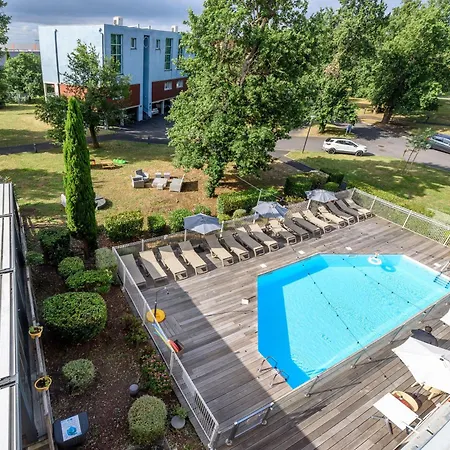 Apartahotel Zenitude Résidences Le Parc De L'escale 3*