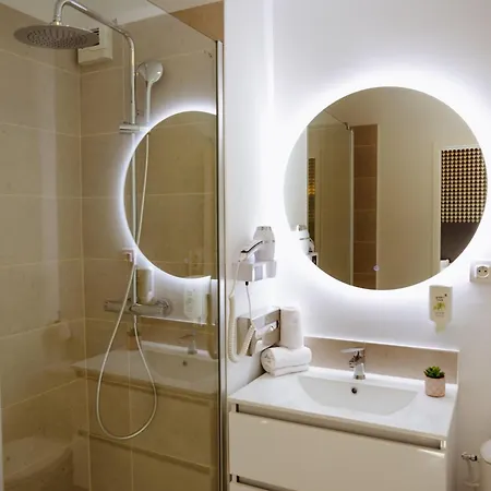 Zenitude Hotel-residences Le Parc De L'escale 3*