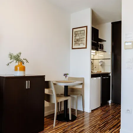 Aparthotel Zenitude Hotel-residences Le Parc De L'escale 3*