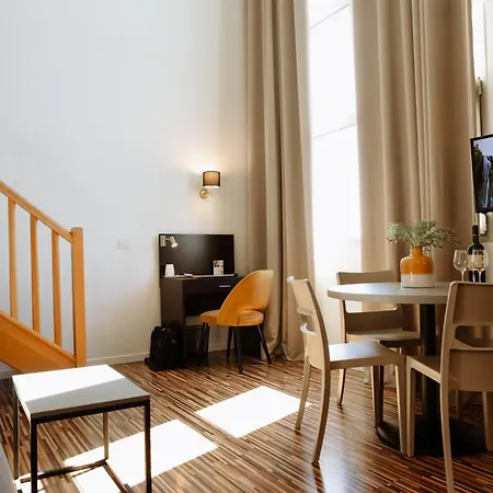 Zenitude Hotel-residences Le Parc De L'escale Aparthotel 3*